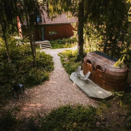 Private With Sauna 펜션 Eassalu